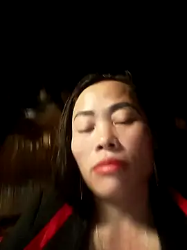 CoMay003 online show from December 2025 02:30:02 AM