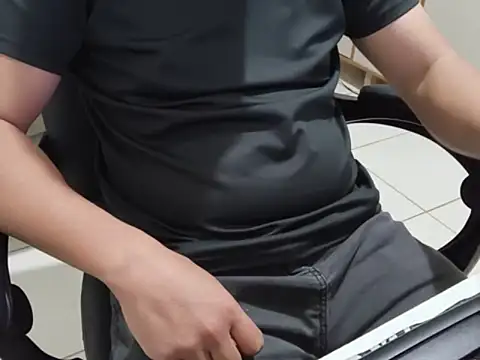 Carloskasado online show from July 2026 11:15:01 PM