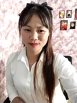 Snapshot of Sisi_dy01 chatting on October 2025 12:09:02 PM Sisi dy01 online show from October 2025 12:09:02 PM