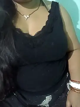 Snapshot of Anjali-bhabhi chatting on April 2026 07:32:01 PM Anjali-bhabhi online show from April 2026 07:32:01 PM