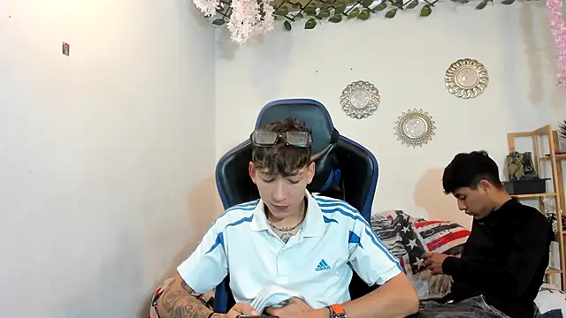 sebas boys577 online show from October 2025 01:23:01 PM