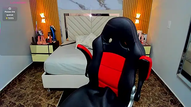 KAROLLJONES1 online show from January 2026 08:01:02 PM