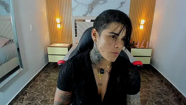 KAROLLJONES1 online show from July 2026 12:20:01 PM