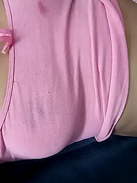 Snapshot of linda_luna29 chatting on October 2025 06:08:01 PM linda luna29 online show from October 2025 06:08:01 PM