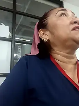 Snapshot of linda_luna29 chatting on January 2026 08:34:01 PM linda luna29 online show from January 2026 08:34:01 PM