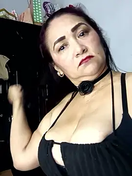 Snapshot of linda_luna29 chatting on January 2026 04:58:02 AM linda luna29 online show from January 2026 04:58:02 AM