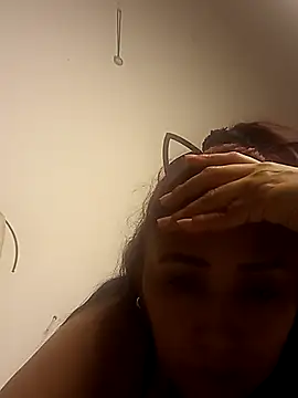 Snapshot of linda_luna29 chatting on February 2026 07:51:01 AM linda luna29 online show from February 2026 07:51:01 AM