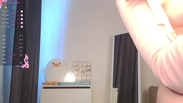 roxydolll online show from June 2026 02:06:01 AM
