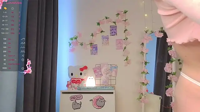 roxydolll online show from July 2026 02:36:01 AM