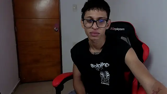 Snapshot of sung_yol chatting on March 2026 12:03:02 AM sung yol online show from March 2026 12:03:02 AM