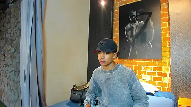 Snapshot of AlanCutee chatting on November 2025 11:32:02 AM AlanCutee online show from November 2025 11:32:02 AM