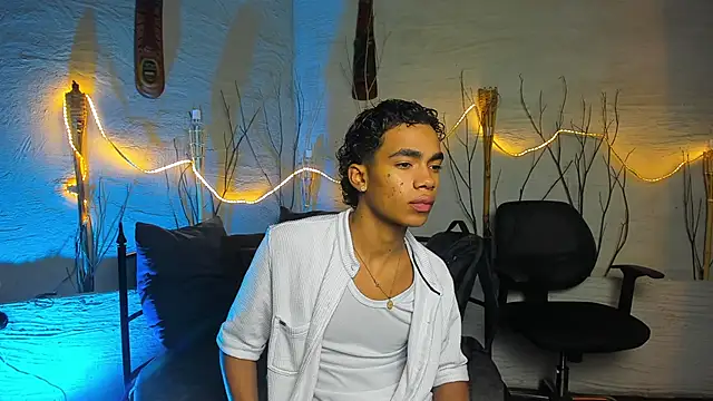 AlanCutee online show from February 2026 01:18:01 PM