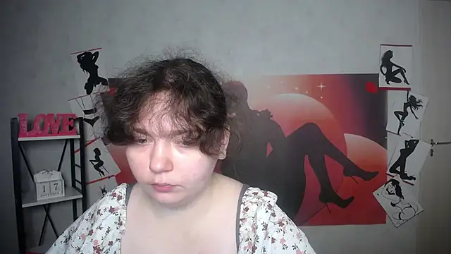 Snapshot of NeonilaLisova chatting on November 2025 06:02:02 AM NeonilaLisova online show from November 2025 06:02:02 AM