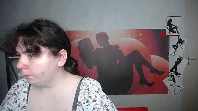 Snapshot of NeonilaLisova chatting on November 2025 06:15:01 AM NeonilaLisova online show from November 2025 06:15:01 AM