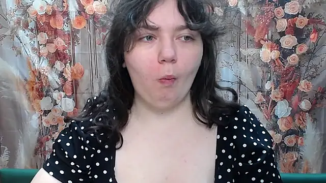 NeonilaLisova online show from February 2026 06:06:02 AM