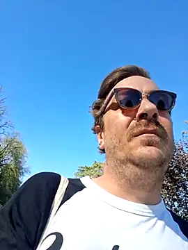 Snapshot of 3615-ULLA chatting on April 2026 02:06:02 PM 3615-ULLA online show from April 2026 02:06:02 PM