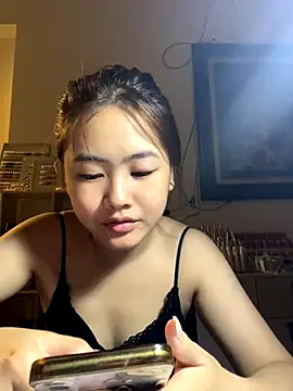 Snapshot of Lucky-nice202 chatting on October 2025 05:03:01 PM Lucky-nice202 online show from October 2025 05:03:01 PM