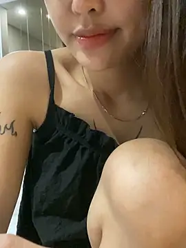   BabyShowPublic   online show from February 2026 04:05:02 PM