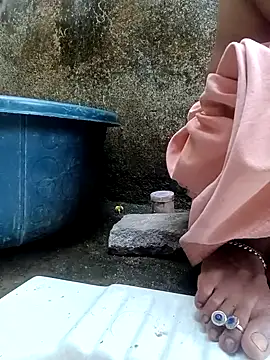 Juhi chawla online show from November 2025 06:35:01 AM