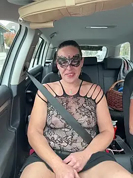 Nadja Noir online show from November 2025 11:21:01 AM