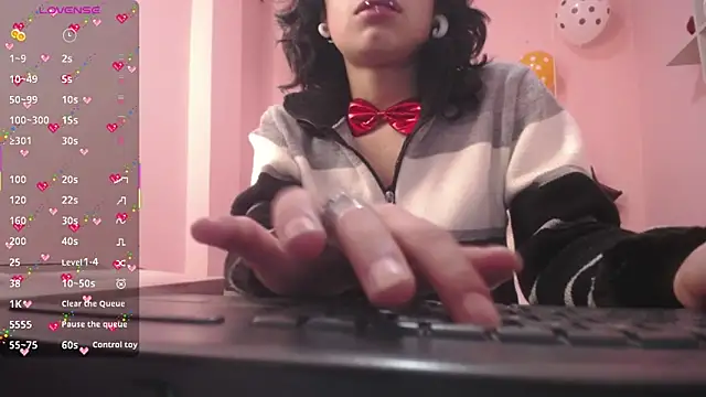 LadyWawy online show from October 2025 12:52:02 PM