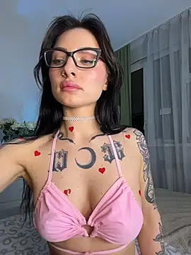 kaonasssiii online show from February 2026 05:10:02 PM