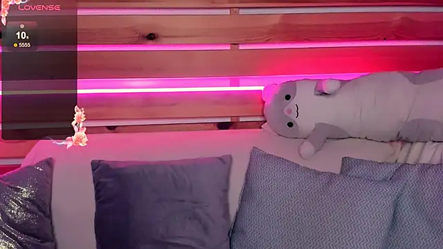 Emily Tylerr online show from October 2025 07:31:02 AM