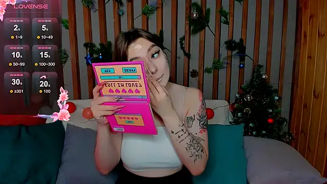 Emily Tylerr online show from December 2025 01:13:01 AM