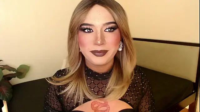 mslilly croft online show from December 2025 04:14:01 PM