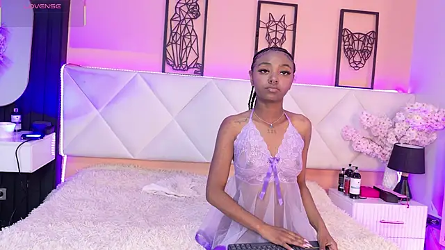 Snapshot of amy_miller1 chatting on November 2025 08:08:02 PM amy miller1 online show from November 2025 08:08:02 PM