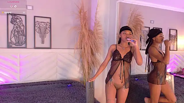 Snapshot of amy_miller1 chatting on November 2025 08:30:01 PM amy miller1 online show from November 2025 08:30:01 PM