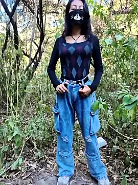 NaughtyMiuw online show from May 2026 07:11:01 PM