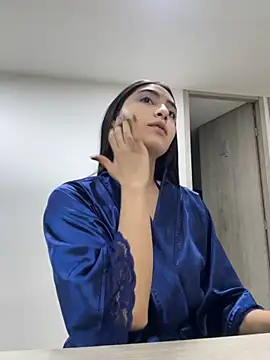 Snapshot of EmelyParker chatting on September 2025 11:16:01 PM EmelyParker online show from September 2025 11:16:01 PM