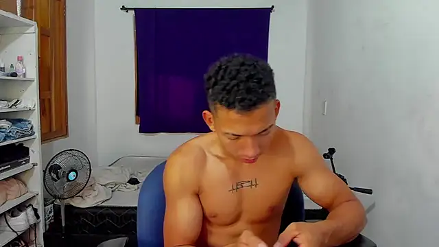 JuanchiT66 online show from October 2025 07:36:02 PM