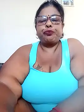 Snapshot of mileesha chatting on January 2025 10:45:01 AM mileesha online show from January 2025 10:45:01 AM