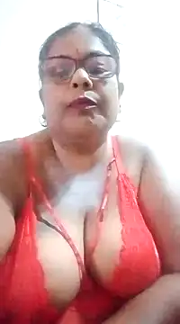 Snapshot of mileesha chatting on February 2025 06:29:02 PM mileesha online show from February 2025 06:29:02 PM