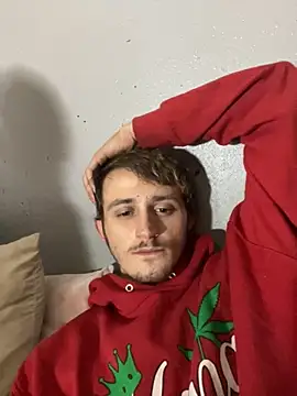 Snapshot of StoneyCam chatting on November 2025 12:38:01 PM StoneyCam online show from November 2025 12:38:01 PM