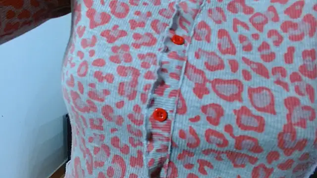 Snapshot of sajecrismaa chatting on February 2026 04:27:02 PM sajecrismaa online show from February 2026 04:27:02 PM