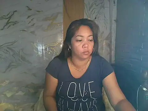 Snapshot of dimple_anne1 chatting on April 2026 12:48:01 AM dimple anne1 online show from April 2026 12:48:01 AM