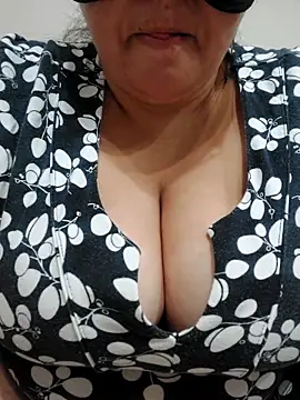 Snapshot of evli_ateslicift chatting on September 2025 07:30:02 PM evli ateslicift online show from September 2025 07:30:02 PM