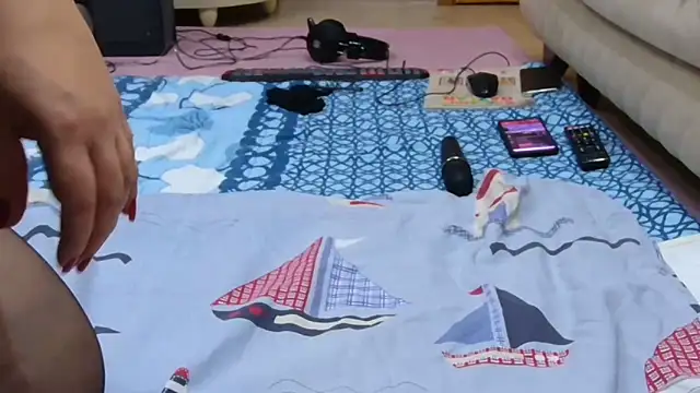 Snapshot of evli_ateslicift chatting on October 2025 10:45:02 PM evli ateslicift online show from October 2025 10:45:02 PM