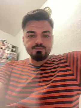 imooLoov online show from November 2025 07:37:02 PM