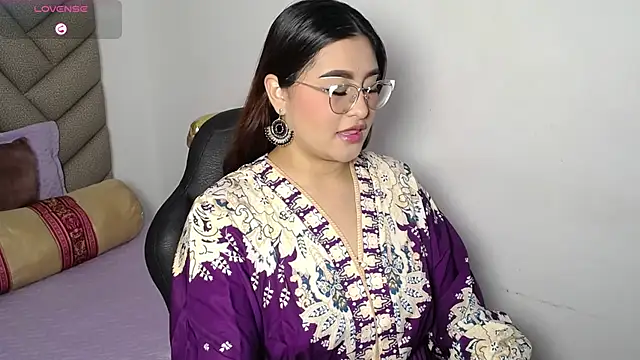 Snapshot of heluejamil chatting on October 2025 02:07:02 PM heluejamil online show from October 2025 02:07:02 PM