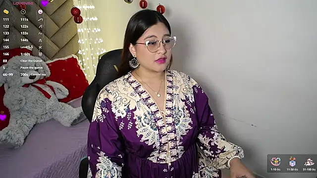 Snapshot of heluejamil chatting on November 2025 01:28:01 AM heluejamil online show from November 2025 01:28:01 AM