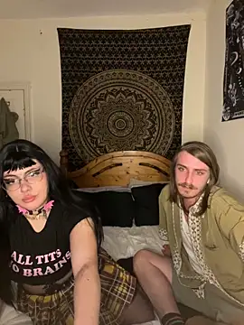 Classstrugglecutie online show from September 2025 11:37:02 AM