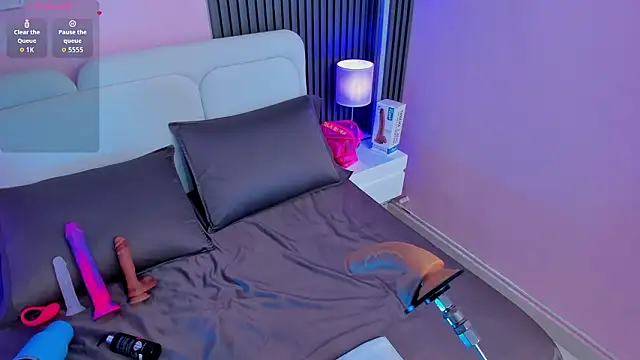 Clawdeen  wolf online show from March 2026 08:08:02 PM