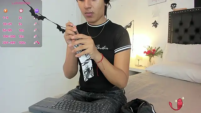 ScarlettVell online show from October 2025 07:02:01 PM