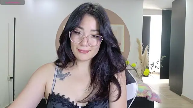 Eliih 01 online show from July 2026 06:58:02 PM