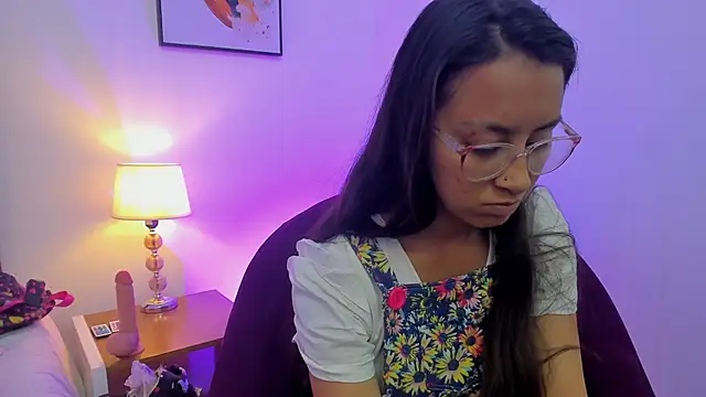 bravepetunia online show from November 2025 02:06:02 PM