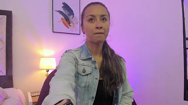 bravepetunia online show from November 2025 12:07:01 PM